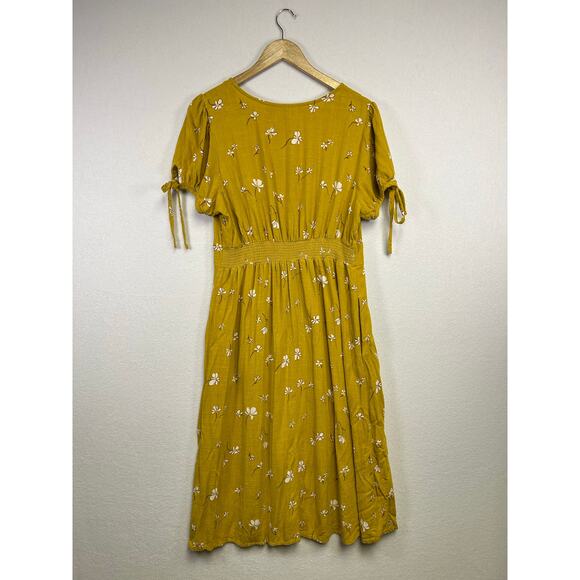 Universal Thread Yellow Floral Button Midi Dress Large - Picture 5 of 8
